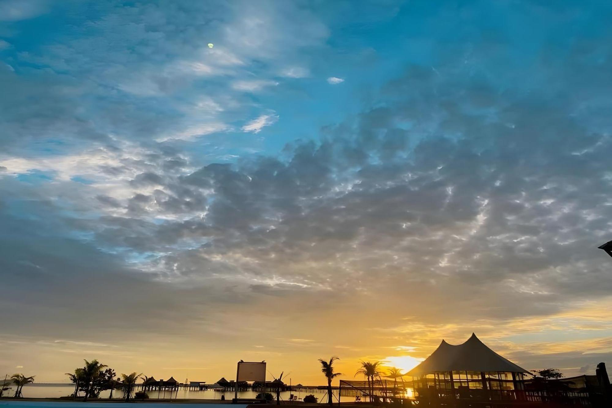 Kiki Beach Resort, Batam Galang Island Exteriör bild