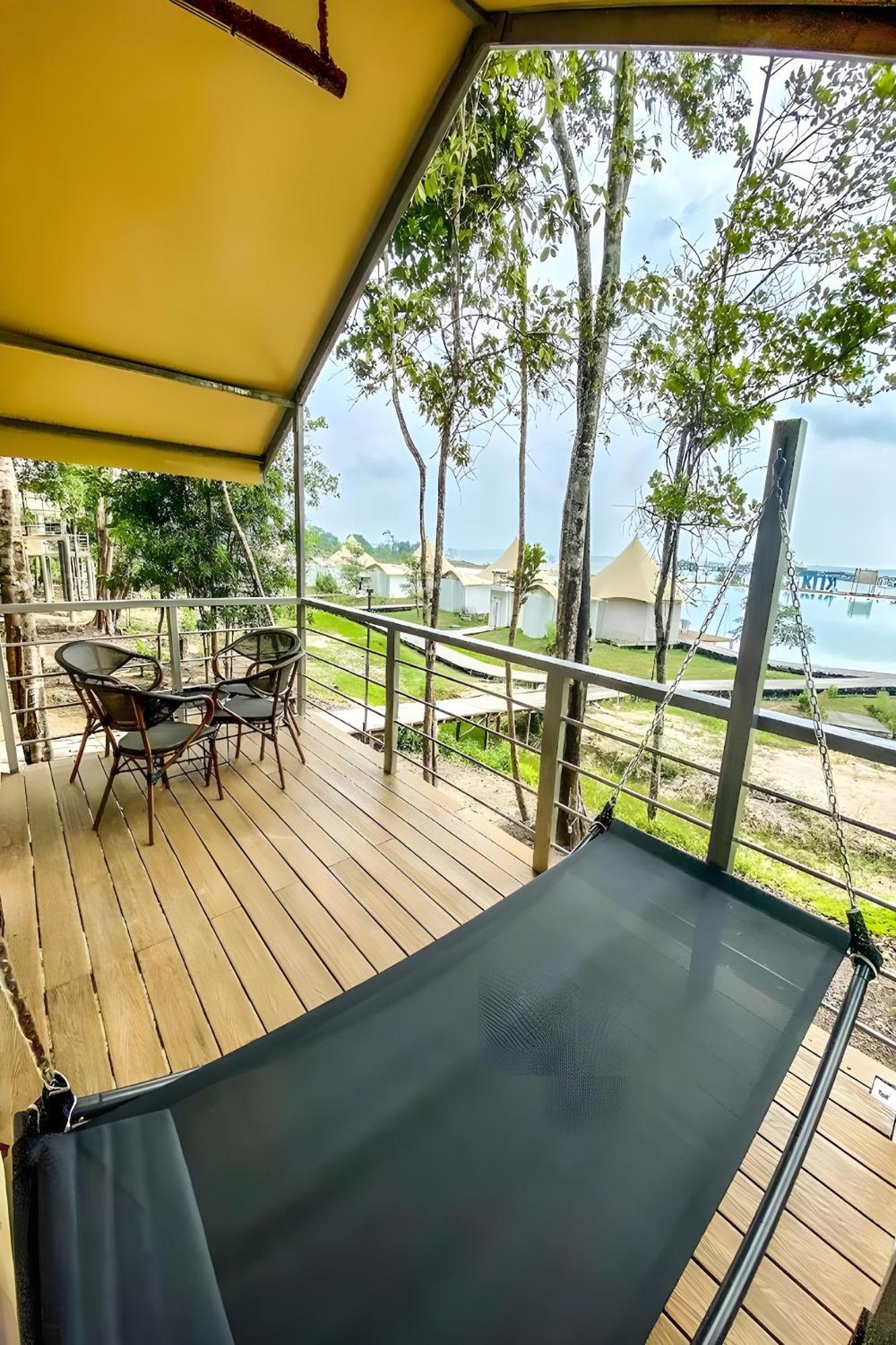Kiki Beach Resort, Batam Galang Island Exteriör bild