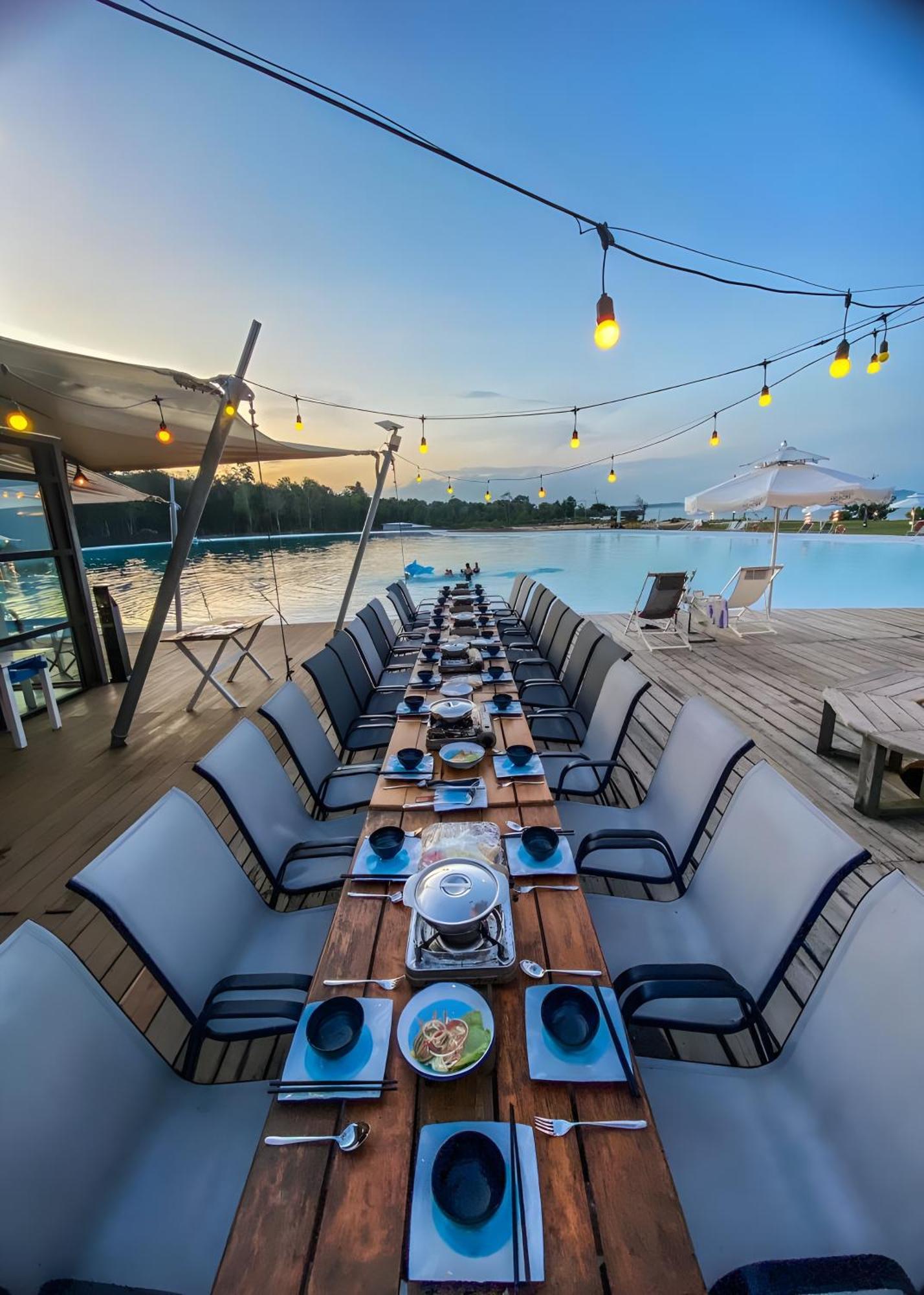 Kiki Beach Resort, Batam Galang Island Exteriör bild