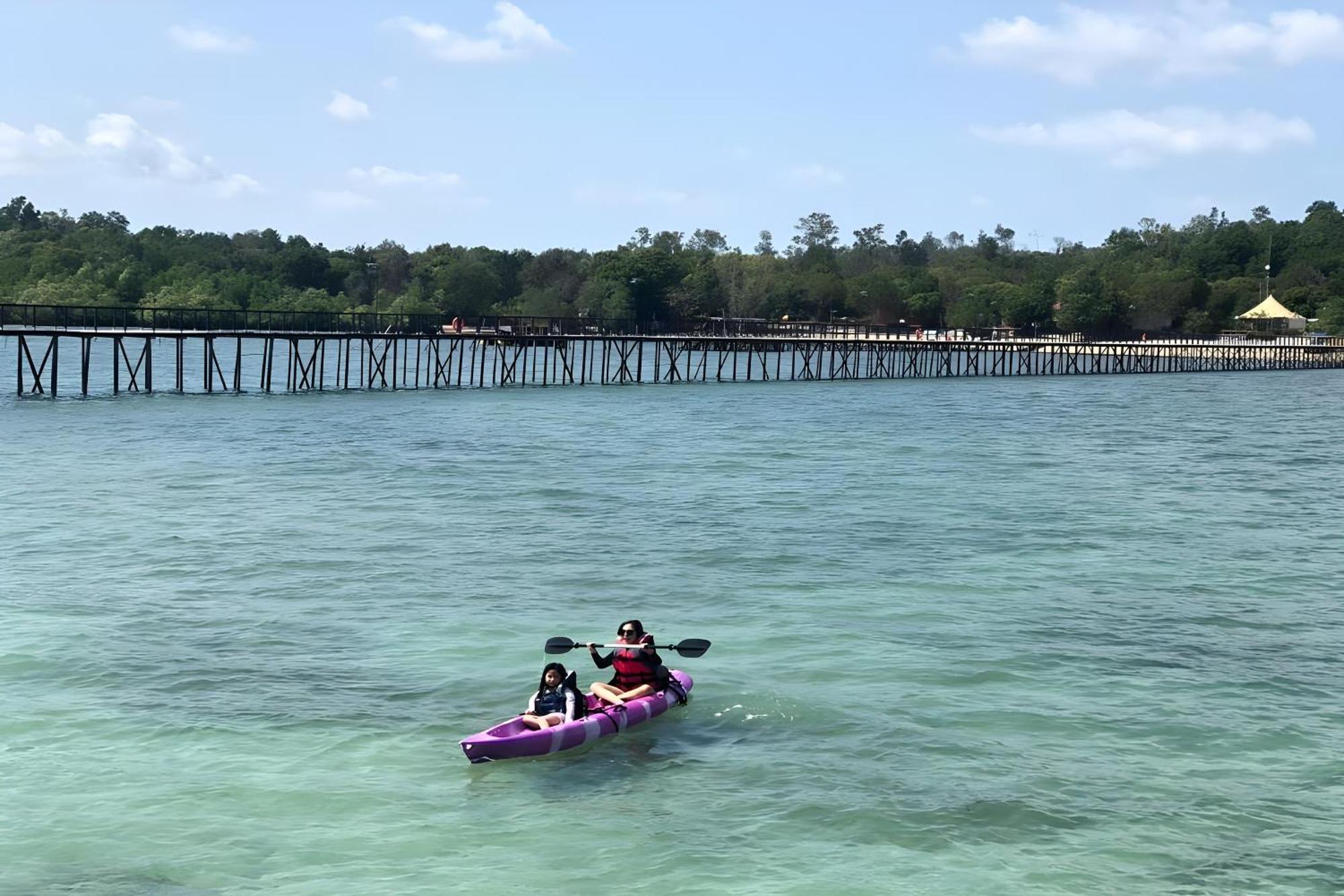 Kiki Beach Resort, Batam Galang Island Exteriör bild