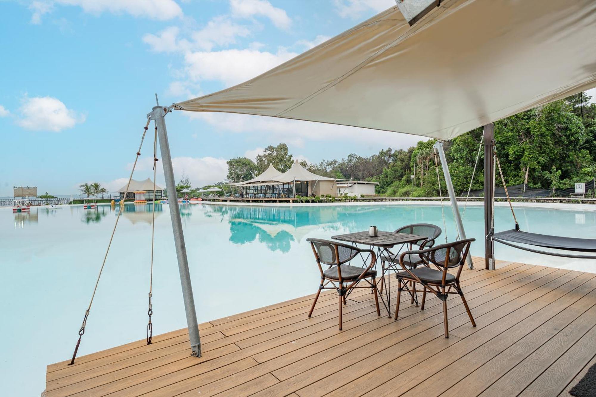 Kiki Beach Resort, Batam Galang Island Exteriör bild